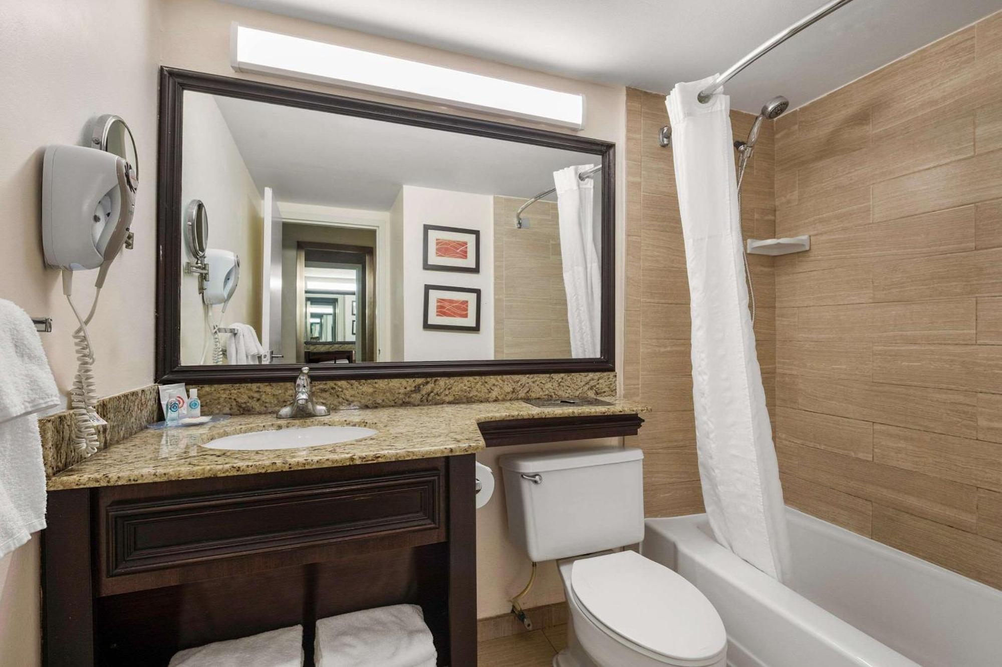 Comfort Inn Oceanside Deerfield Beach Eksteriør bilde